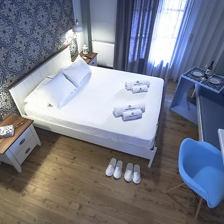 Ano Aparthotel 2*